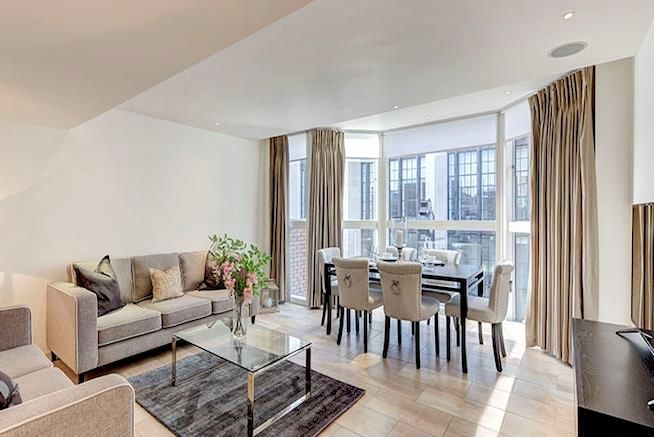 Property photo 2 of 10 Living Room