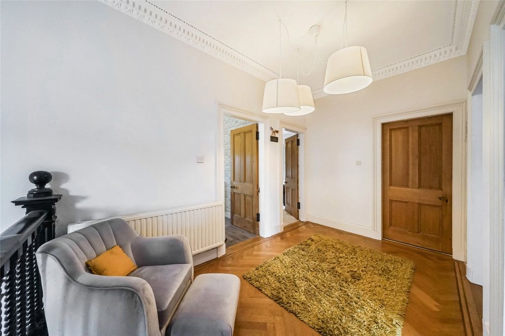 Property photo 3 of 26 Upper Landing