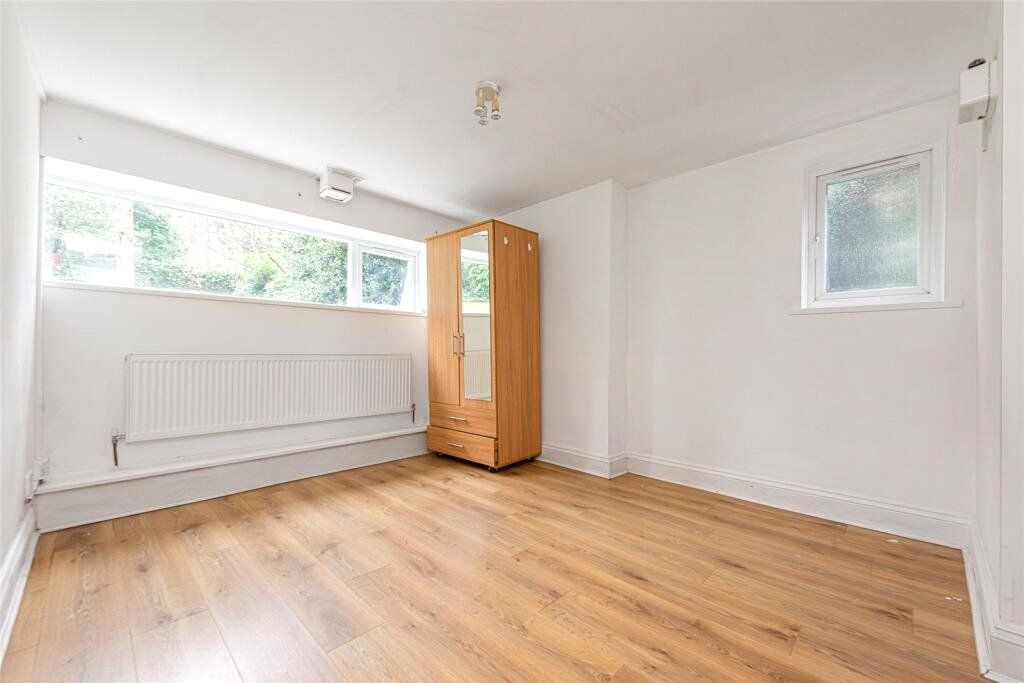 Property photo 2 of 8 Picture No. 09