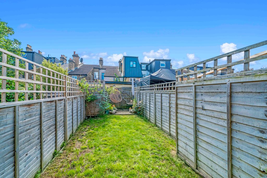 Property photo 2 of 14