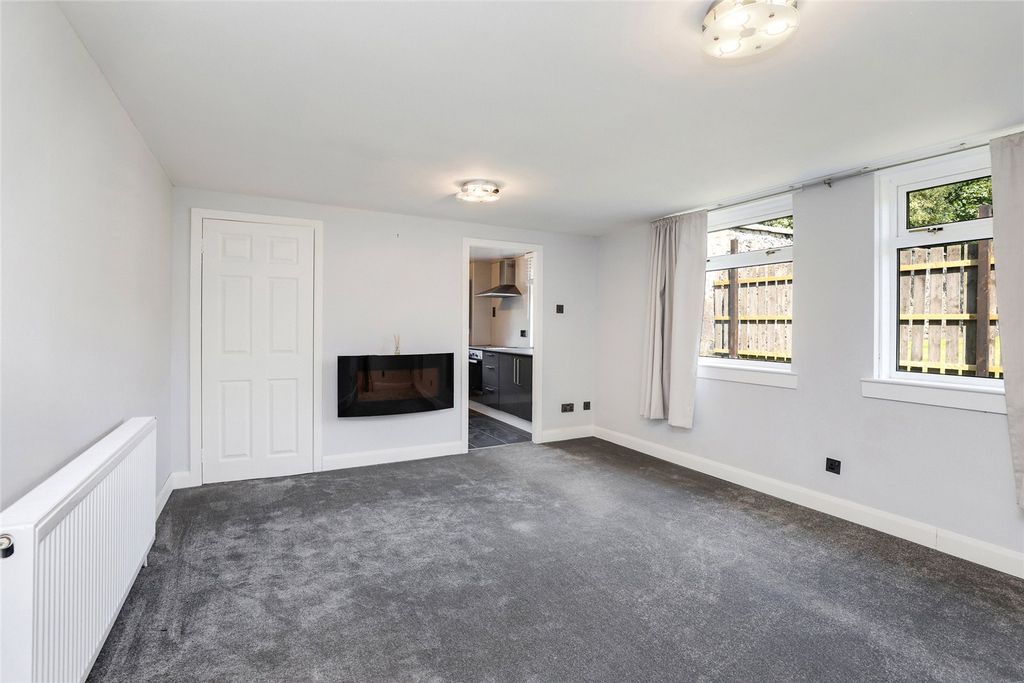 Property photo 2 of 16 Picture No. 04