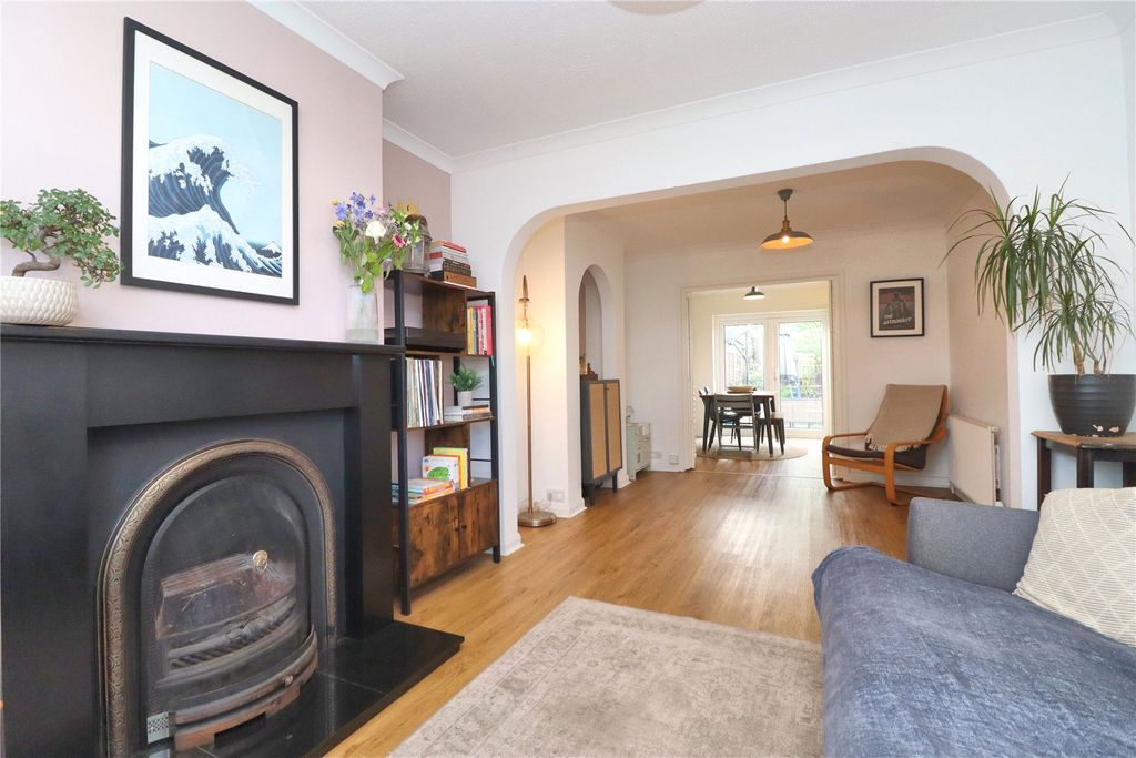 Property photo 3 of 19 Picture No. 33