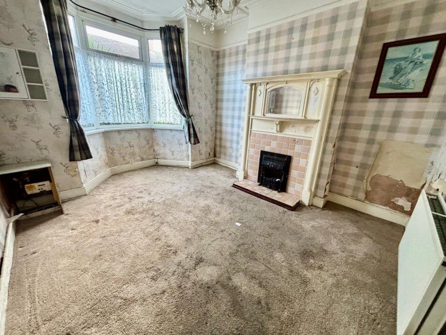Property photo 3 of 12