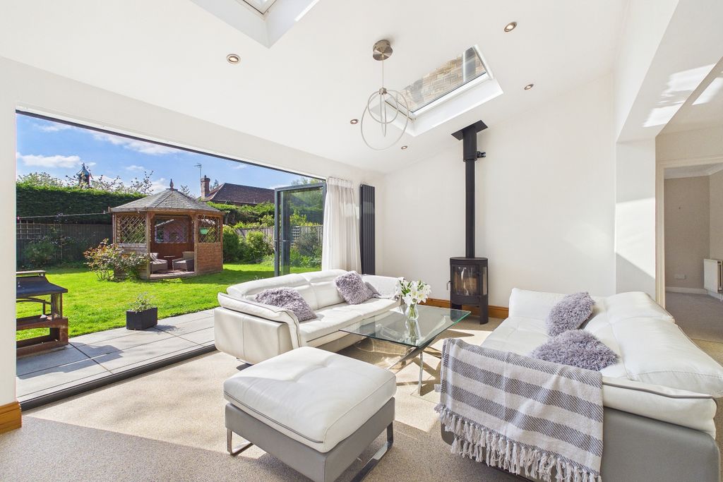Property photo 1 of 29 Derry Gariff - Open Plan Living