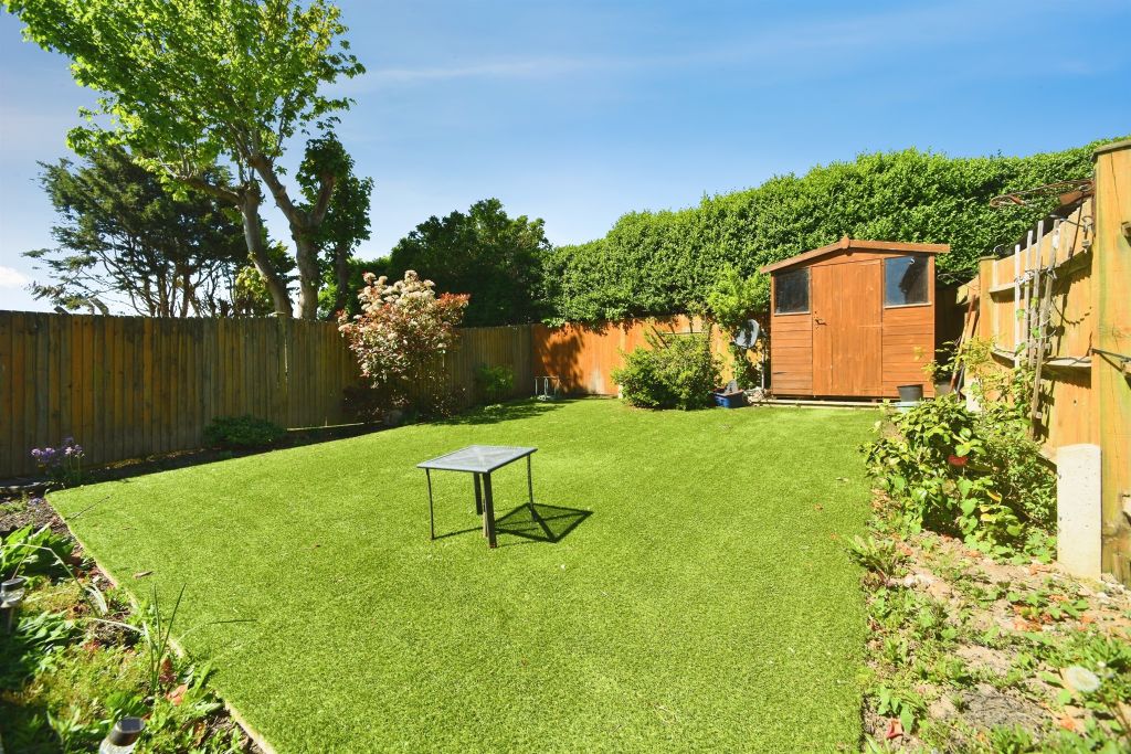 Additional image 17 of 4 bed semi-detached house for salePhyllis Avenue, Peacehaven BN10