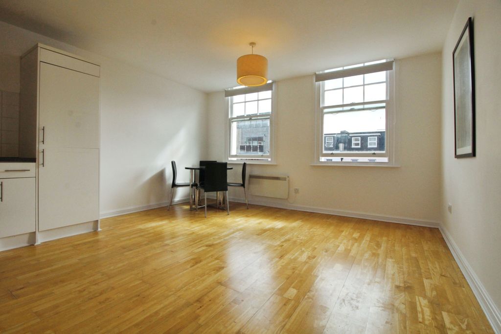 Property photo 1 of 8 7B469E94-Img_7077.Jpg