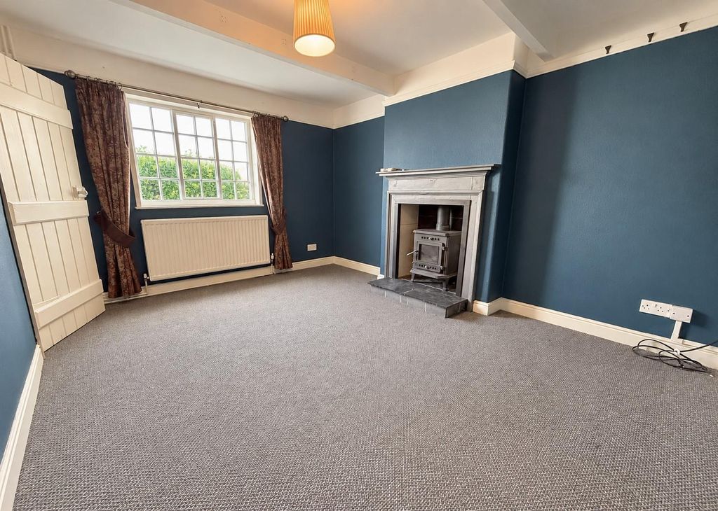 Property photo 2 of 12 Sitting Room.Jpg