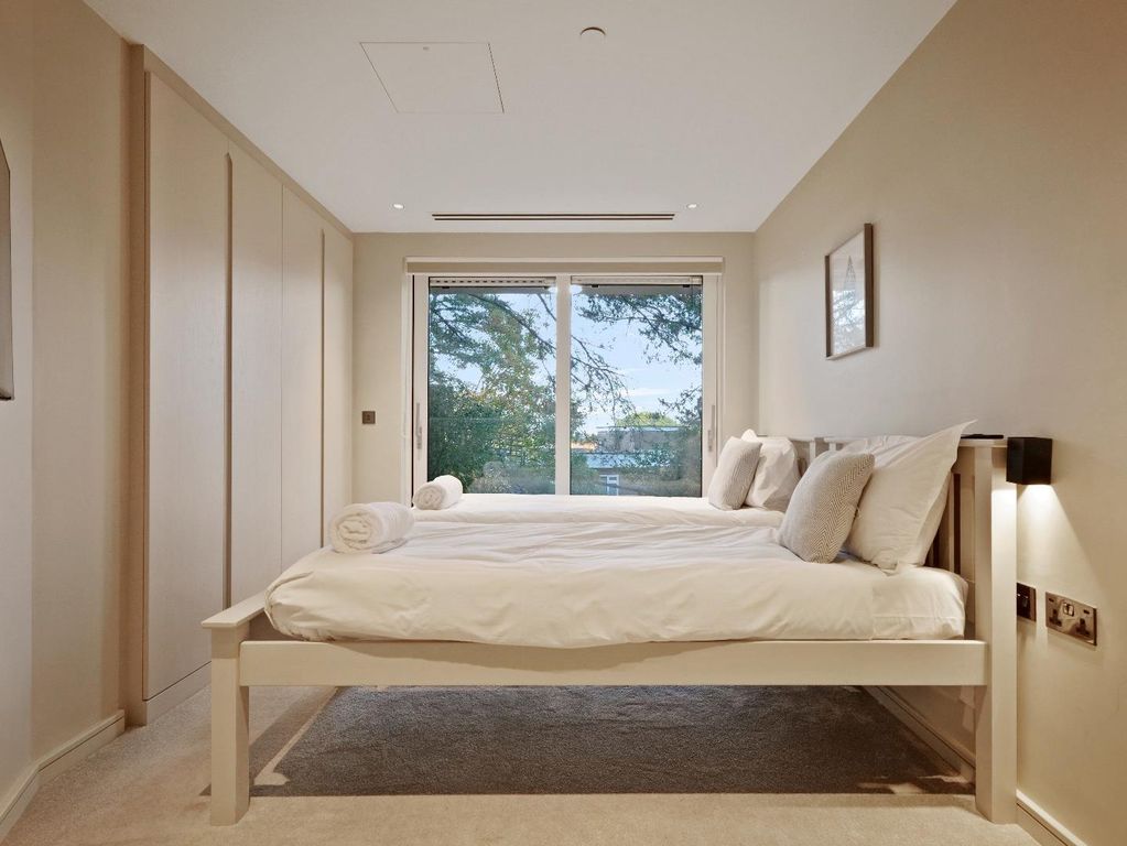 Additional image 10 of 3 bed flat for saleBanks Road, Poole BH13