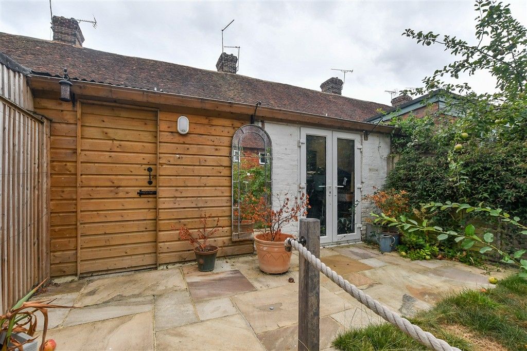 Property photo 3 of 15 Patio / Decking