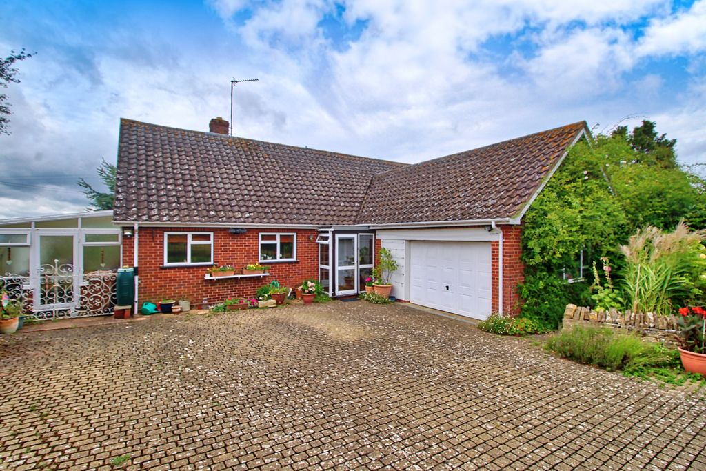 Property photo 1 of 31 Img_7093