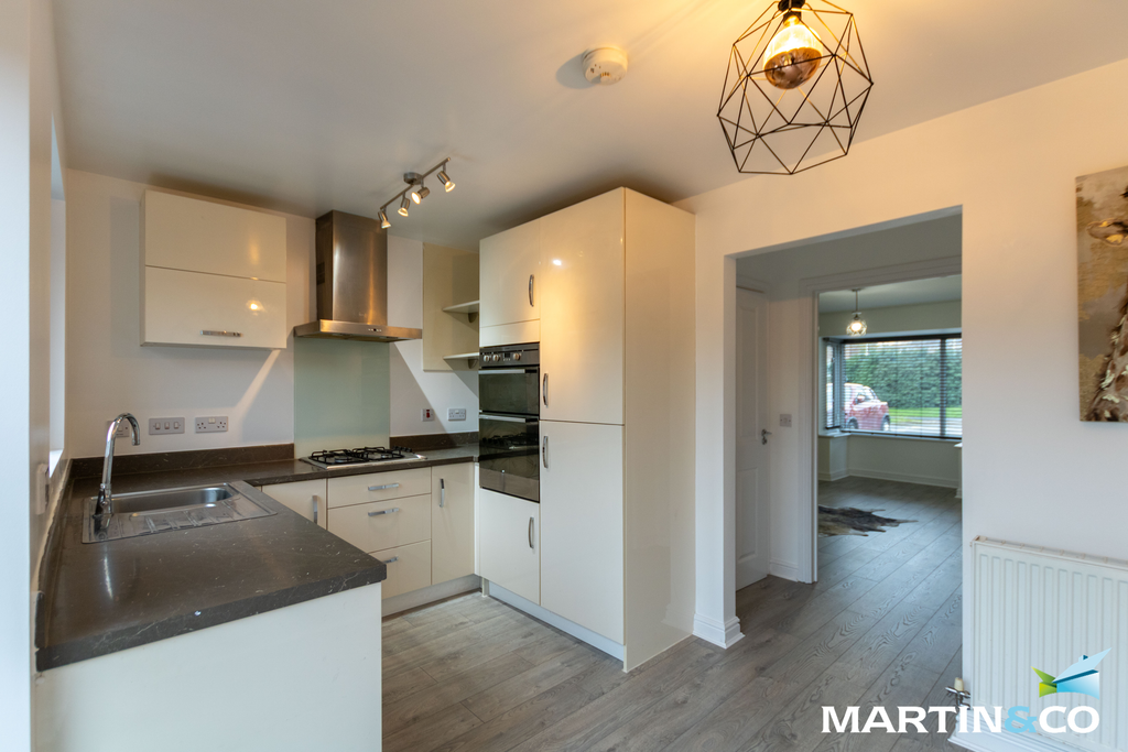 Property photo 3 of 13 Picture4