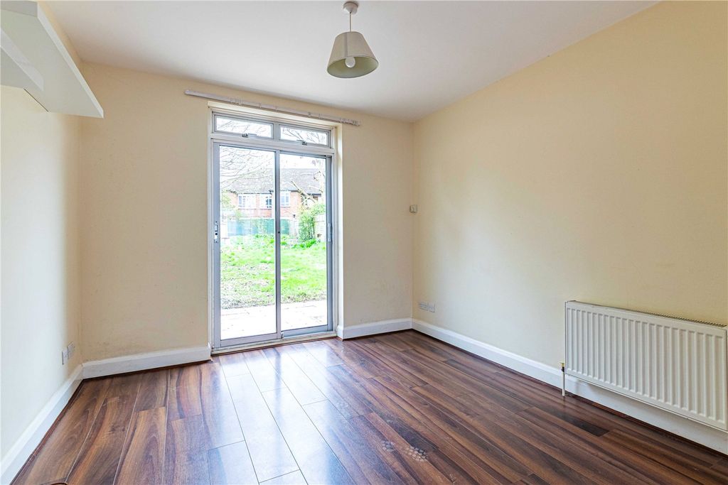 Property photo 3 of 22 Picture No. 14