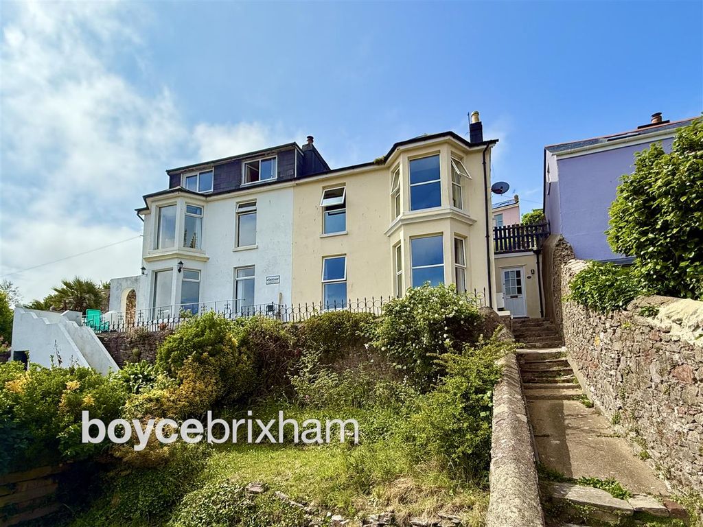 Property photo 1 of 18 Newwatermarkforonlinefront.Jpg