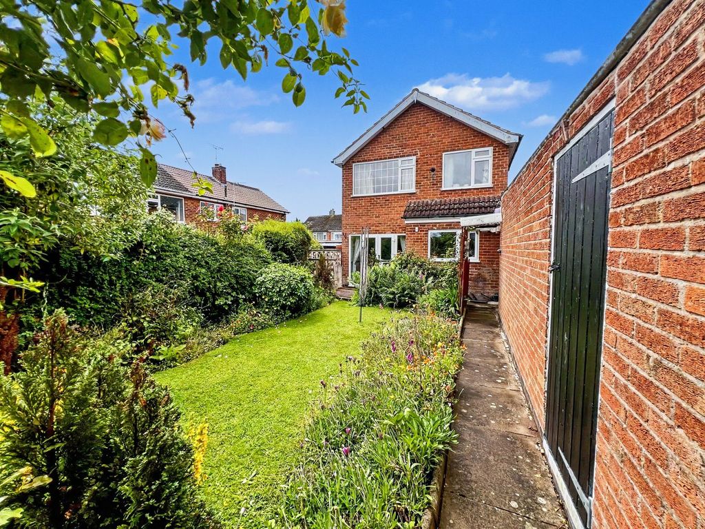 Property photo 2 of 14