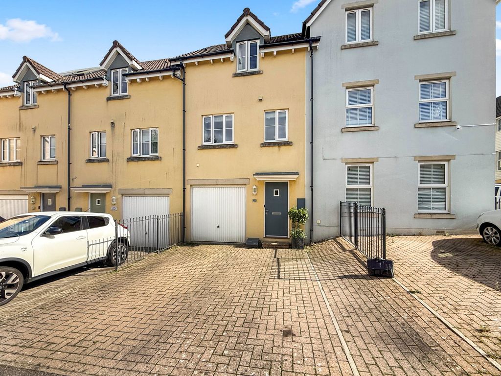 Property photo 1 of 21