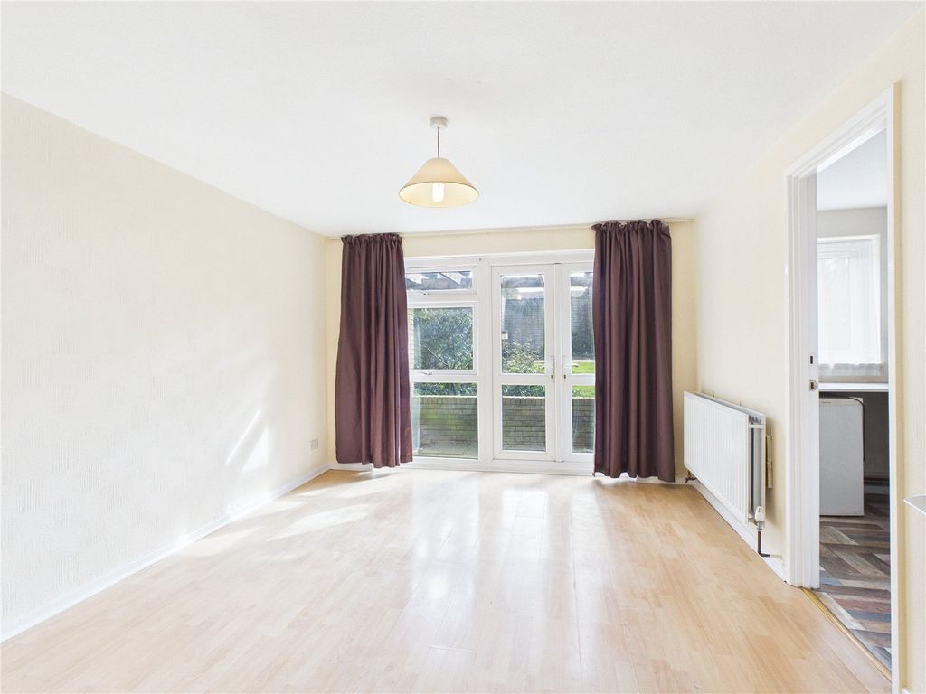 Property photo 2 of 8 Picture No. 03