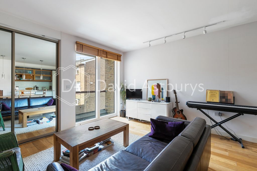 Property photo 2 of 12