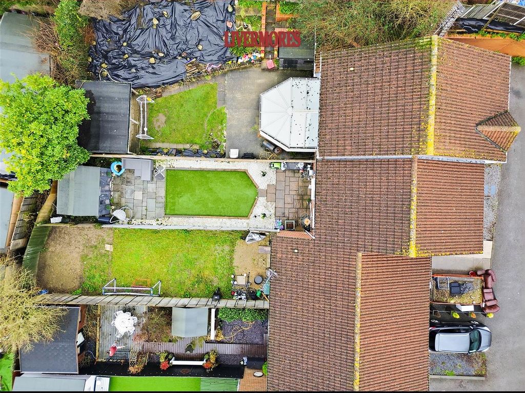 Property photo 2 of 21 Photos-8Dp.Jpg