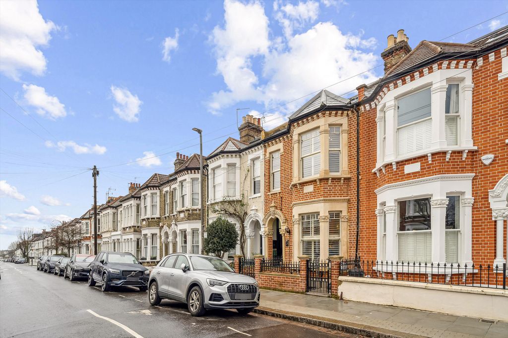 Property photo 1 of 21 Image