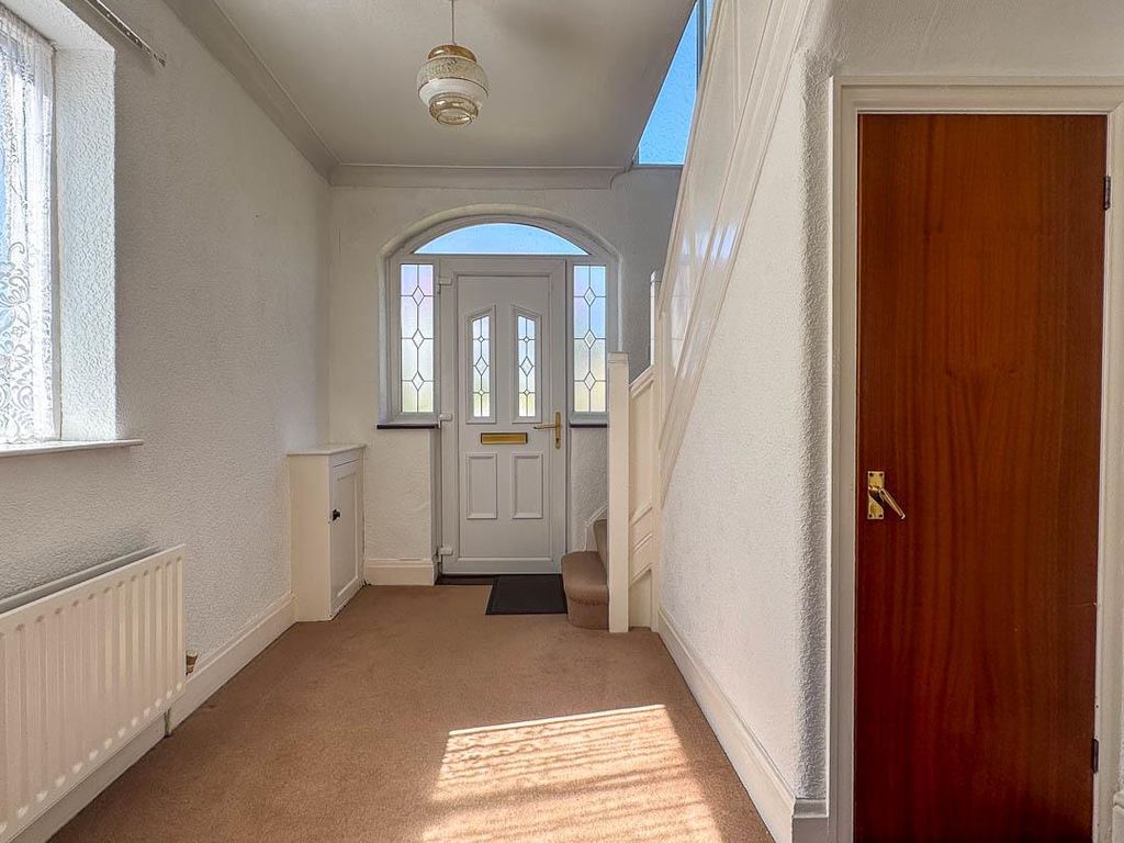 Property photo 3 of 20 13 St Catherines Drive, Douglas (15).Jpg