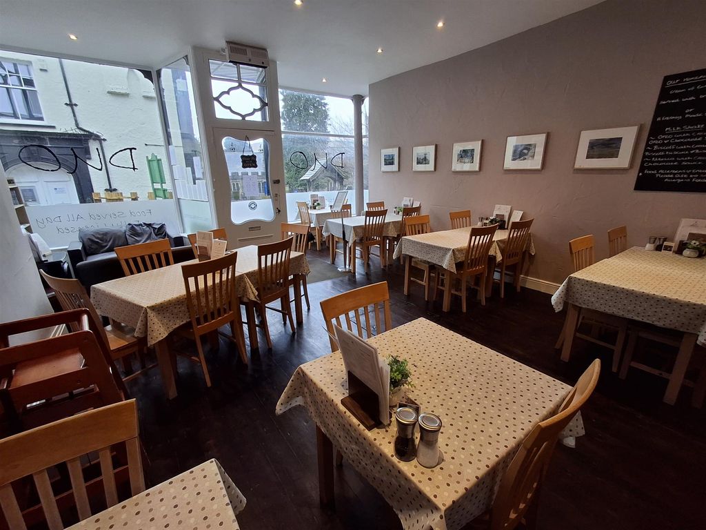 Property photo 3 of 9 Photo 2