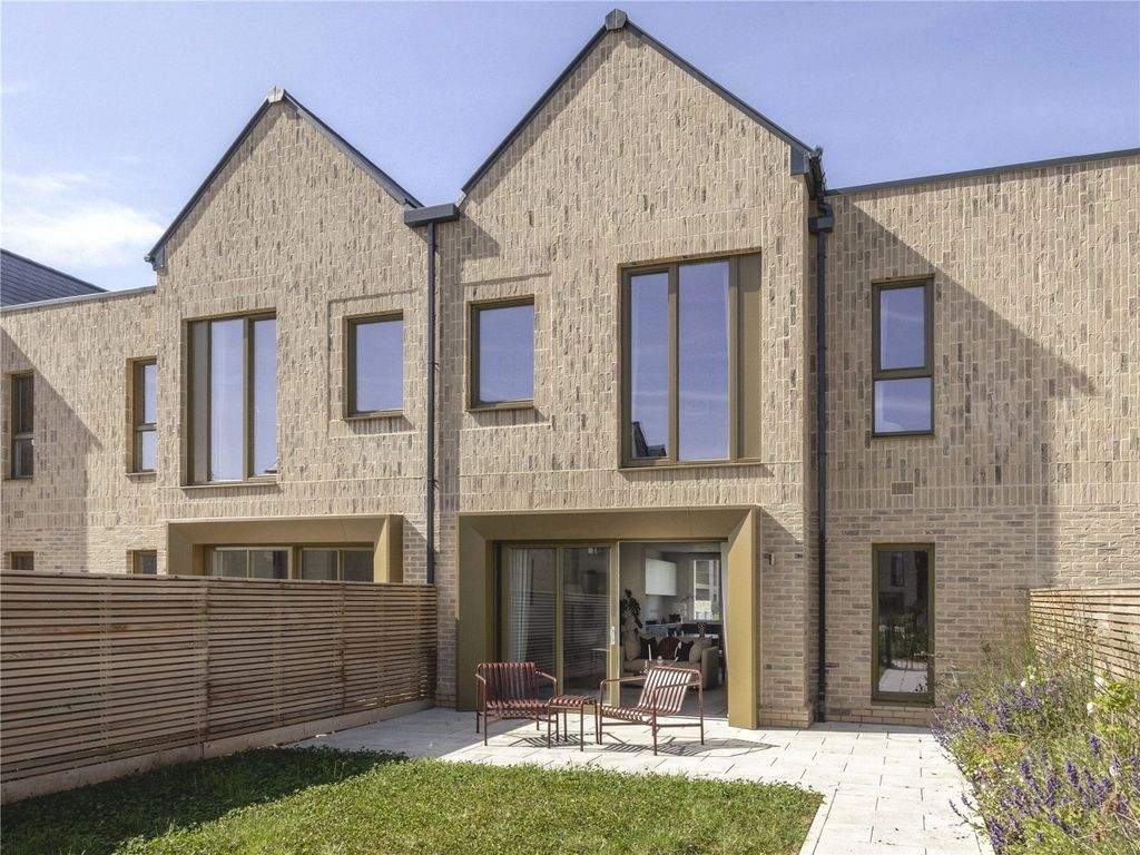Property photo 1 of 53 Picture No. 19