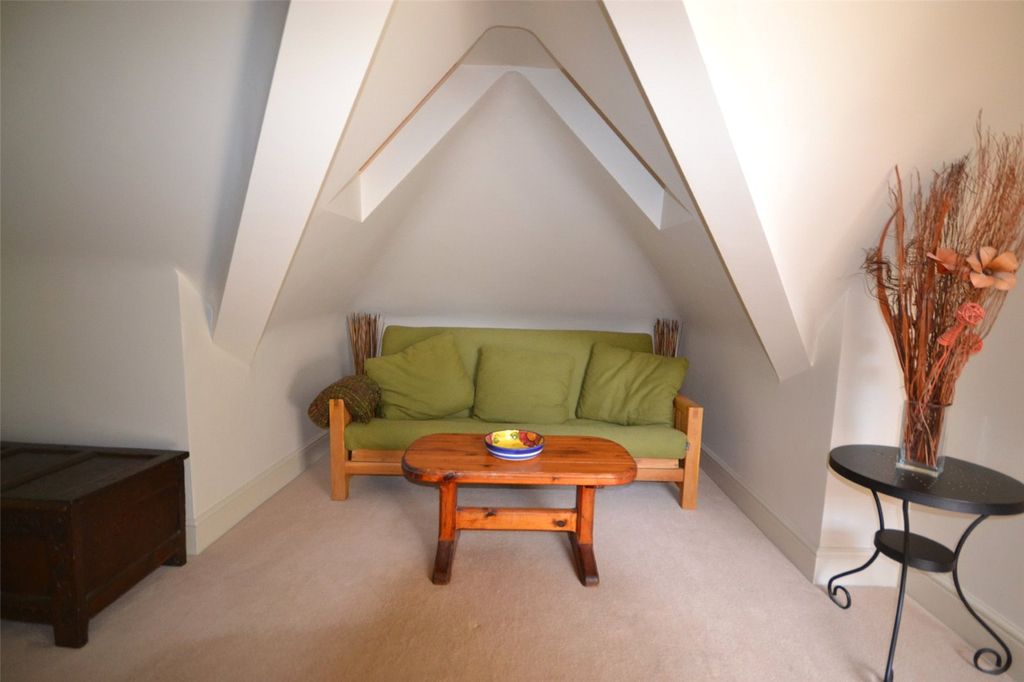 Property photo 3 of 11 Picture No. 02