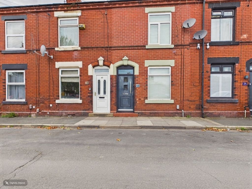 Property photo 1 of 18 Cam03729G0-Pr0407-Still001-001