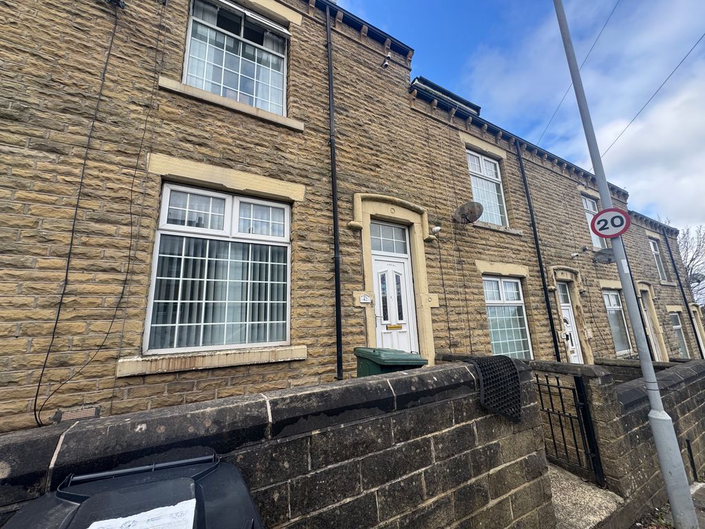 Property photo 1 of 8 Exterior