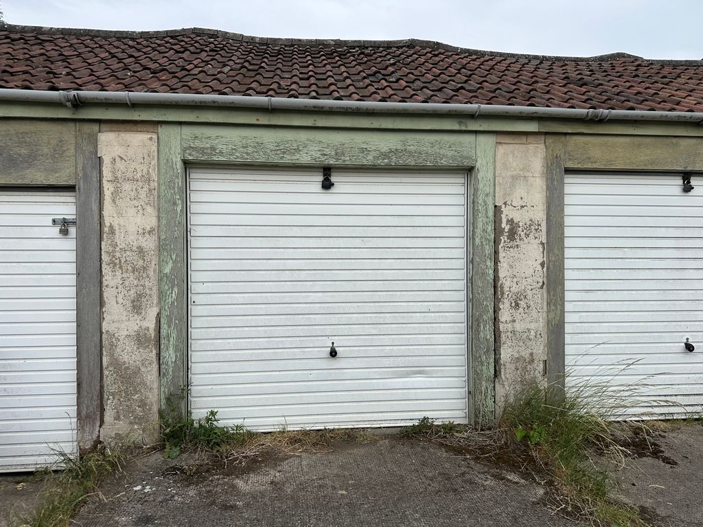 Property photo 1 of 1 Front
