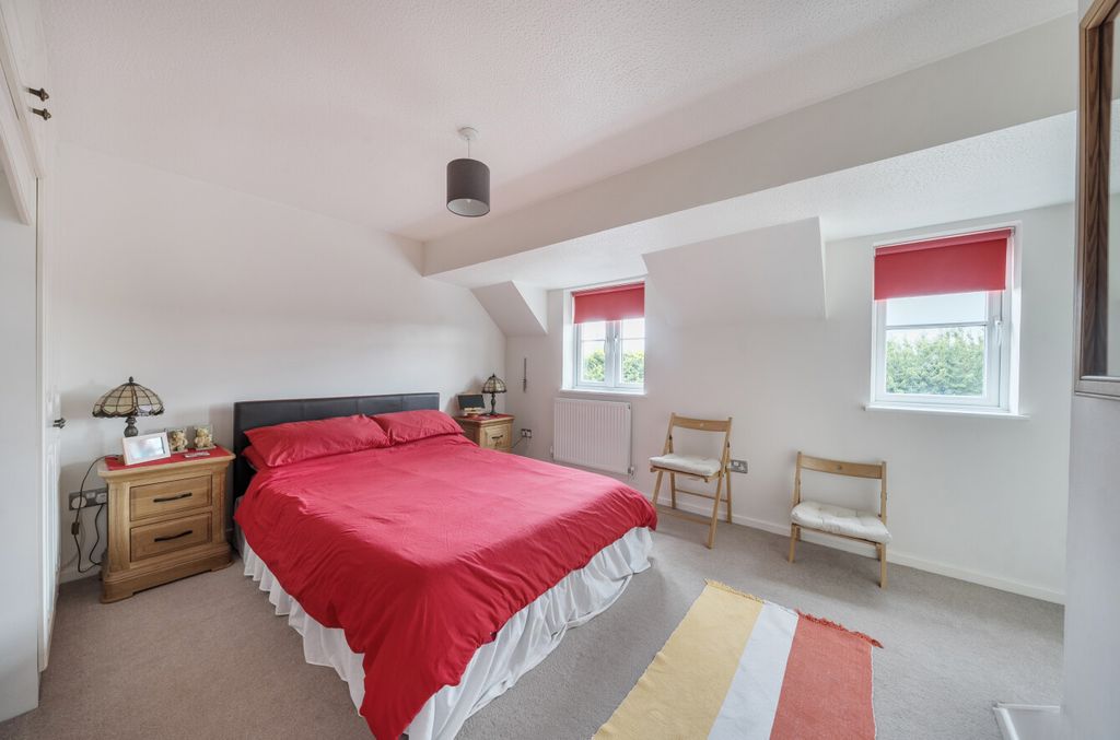 Property photo 3 of 19 Bedroom