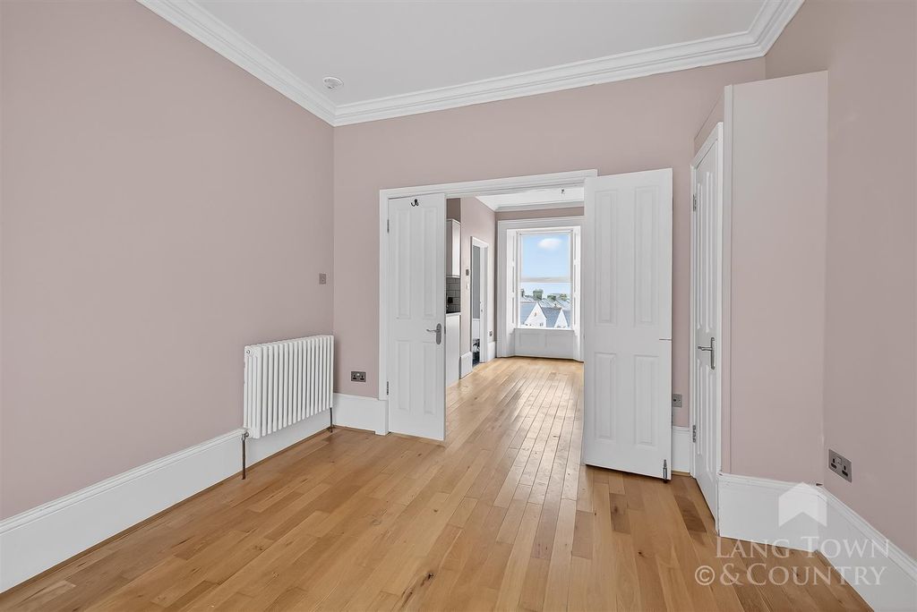 Property photo 2 of 8 0007.Jpg