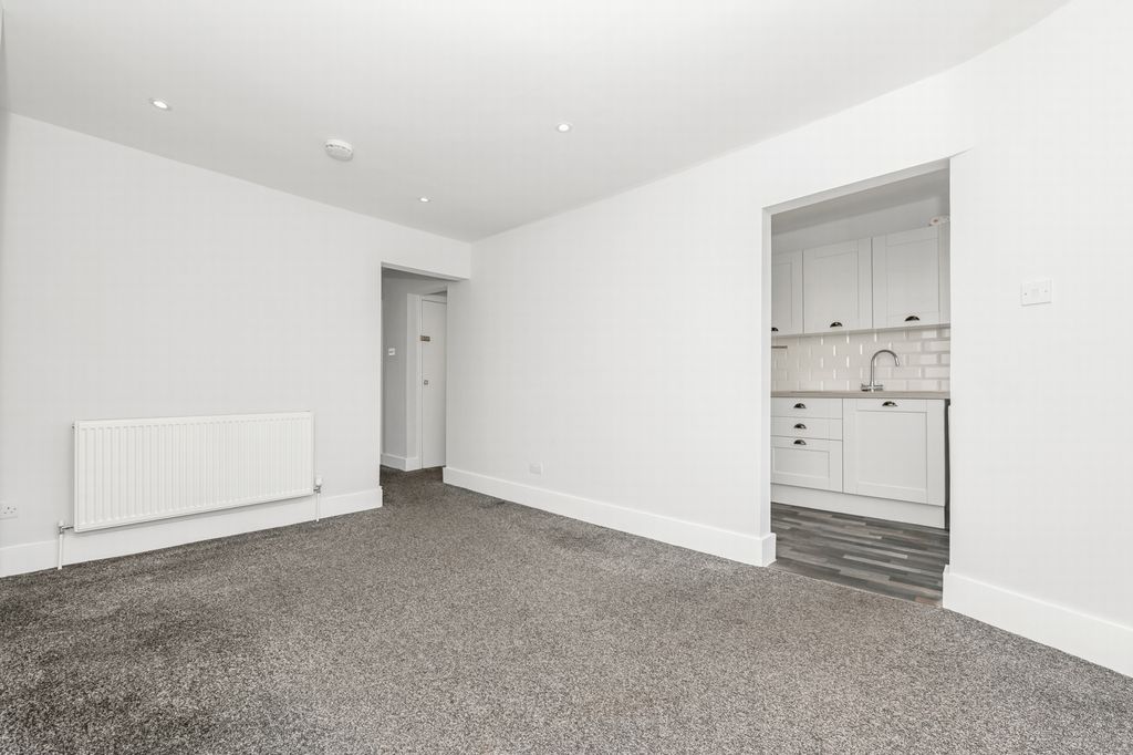 Property photo 2 of 13 Photo 2