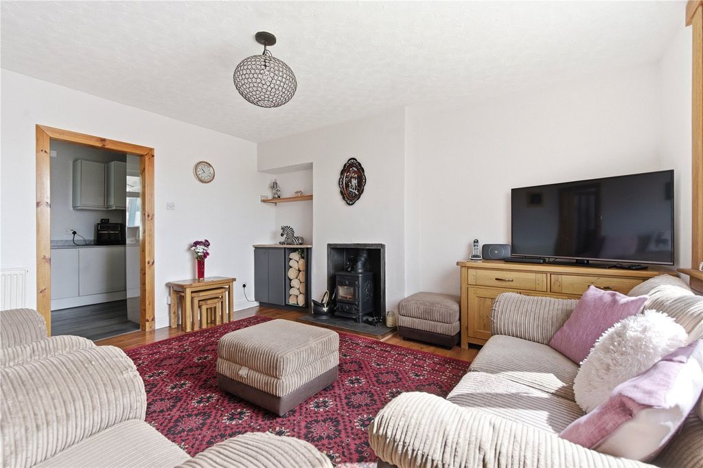 Property photo 2 of 22 Dunpender Drive