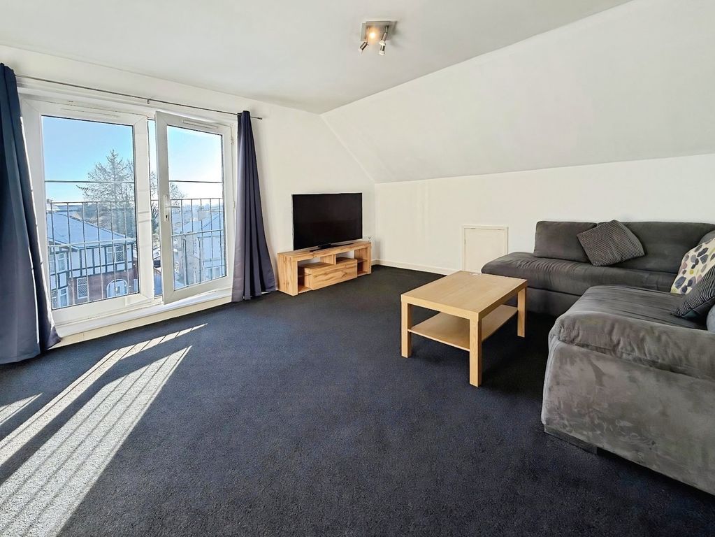 Property photo 3 of 13 Picture No. 02