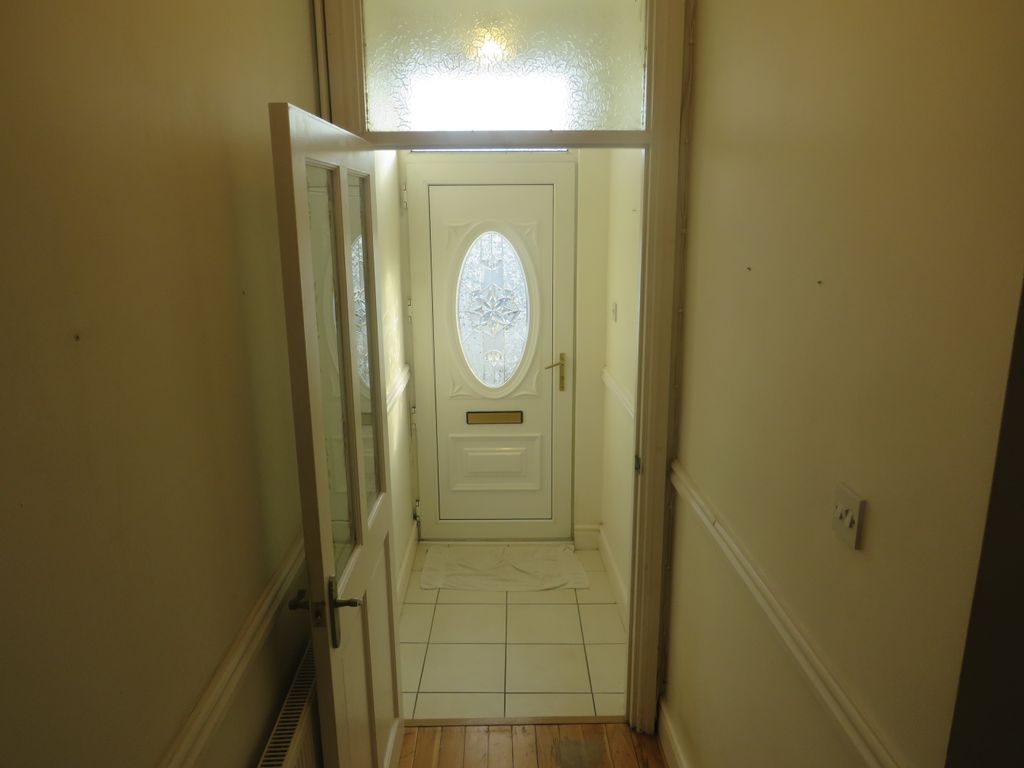 Property photo 3 of 31
