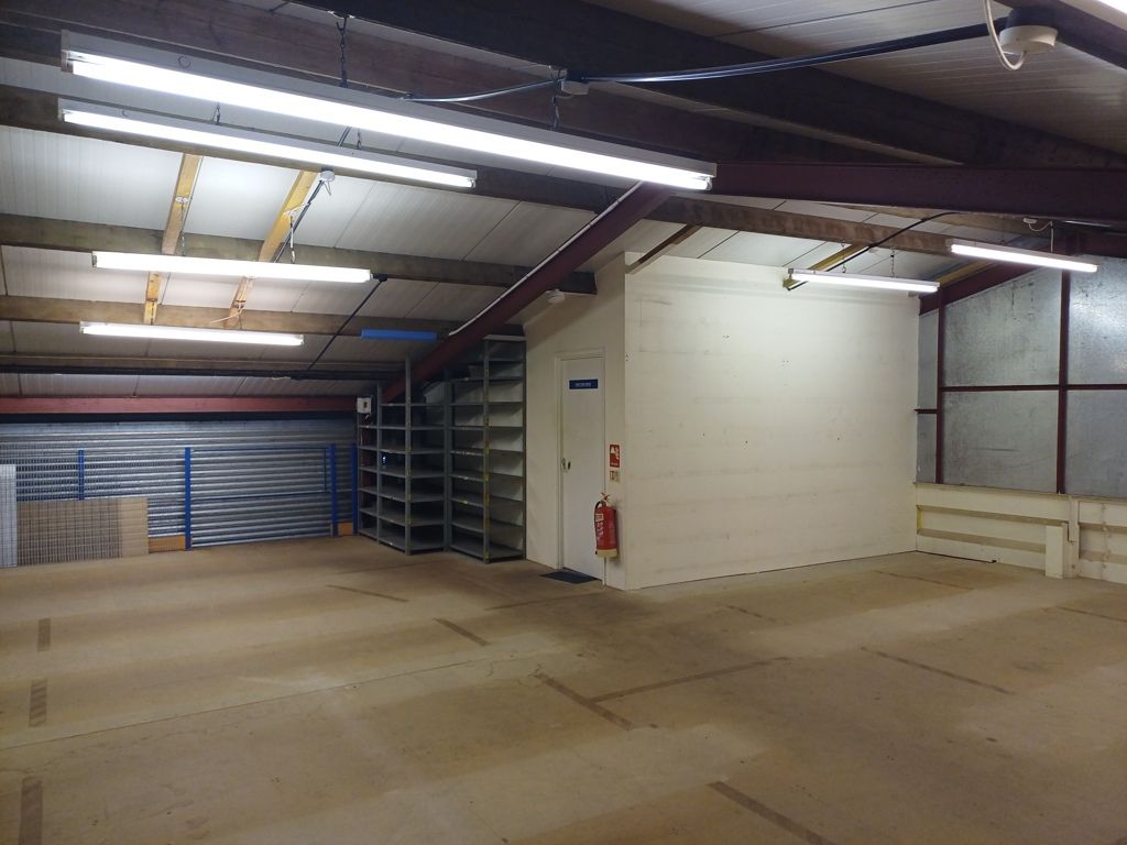 Property photo 3 of 7 Photo 1