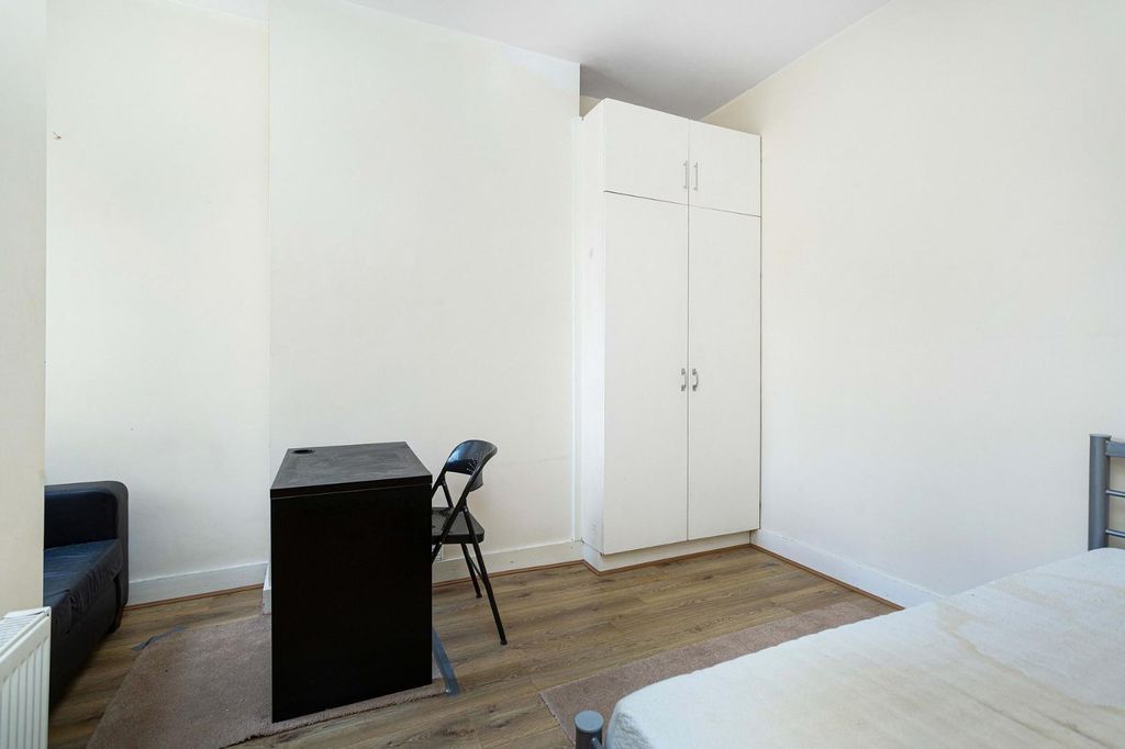 Property photo 3 of 9 Picture No. 02