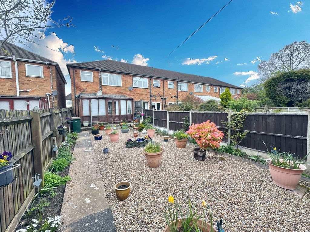 Property photo 2 of 22