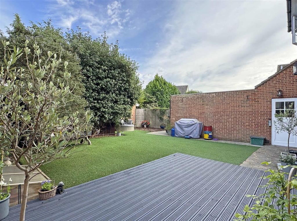 Property photo 2 of 23 Rear Garden.Jpg