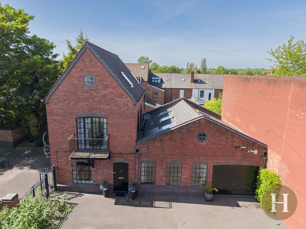 Property photo 1 of 38