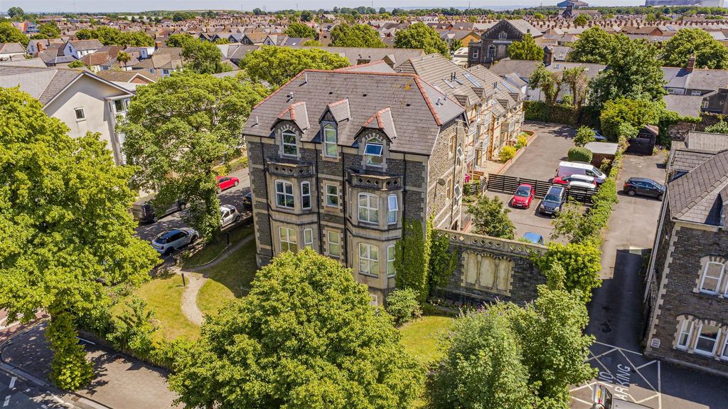 Property photo 1 of 13 Briarmeadow Drone (2 Of 4).Jpg