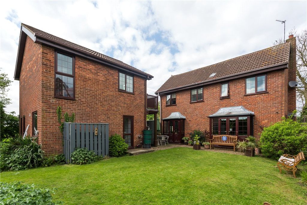 Property photo 1 of 18 Picture No. 34