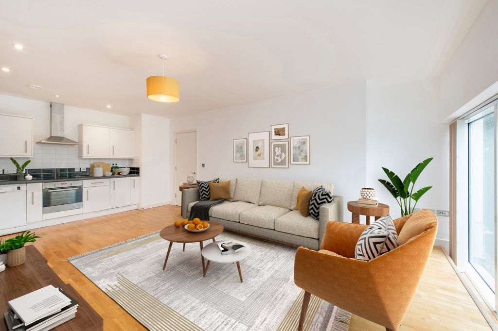 Property photo 2 of 9