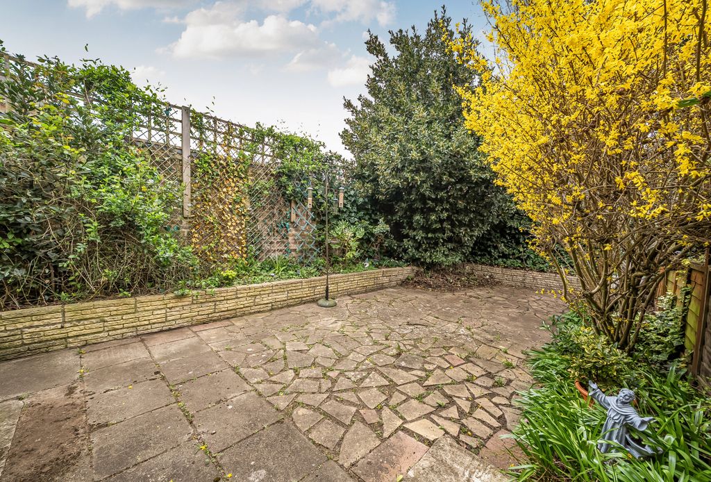 Property photo 2 of 11 1-69B3465B779F2-1...