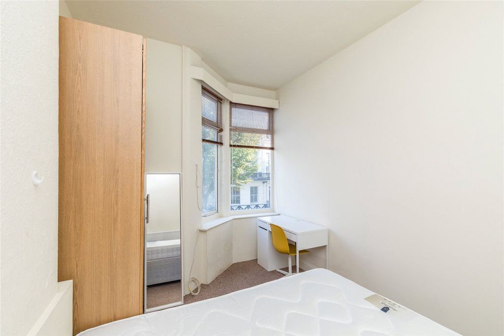 Additional image 8 of 5 bed shared accommodation to rentMontpelier Place, Brighton BN1