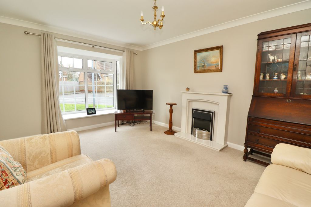 Property photo 3 of 18 Img_5302