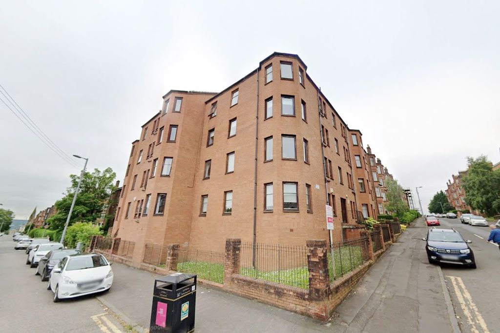 Property photo 2 of 7