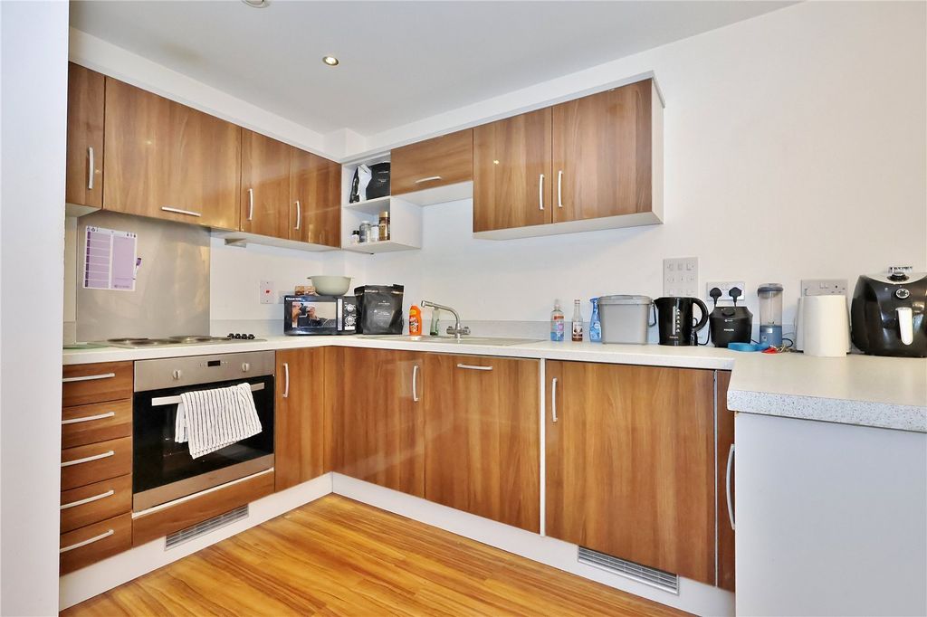 Property photo 3 of 16 Picture 3