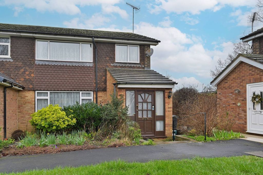 Property photo 1 of 25